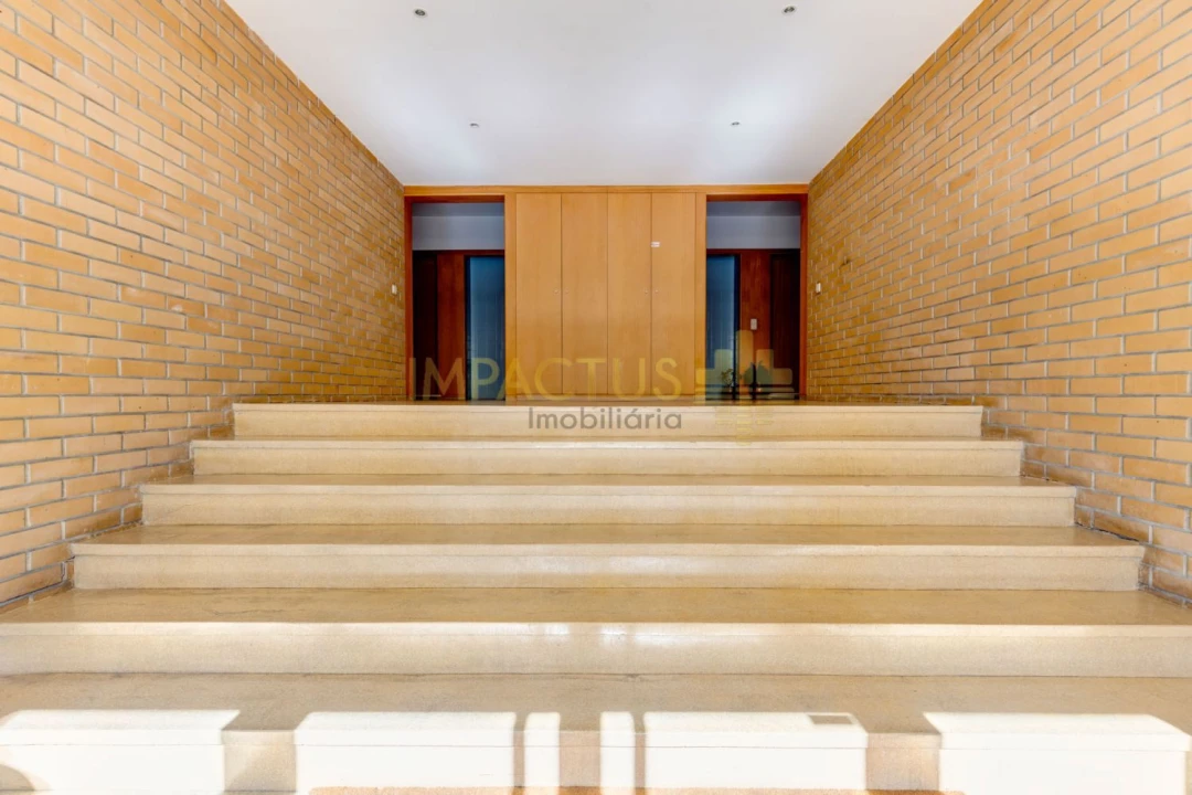 Apartamento T1 para Venda em Castêlo da Maia Foto 23