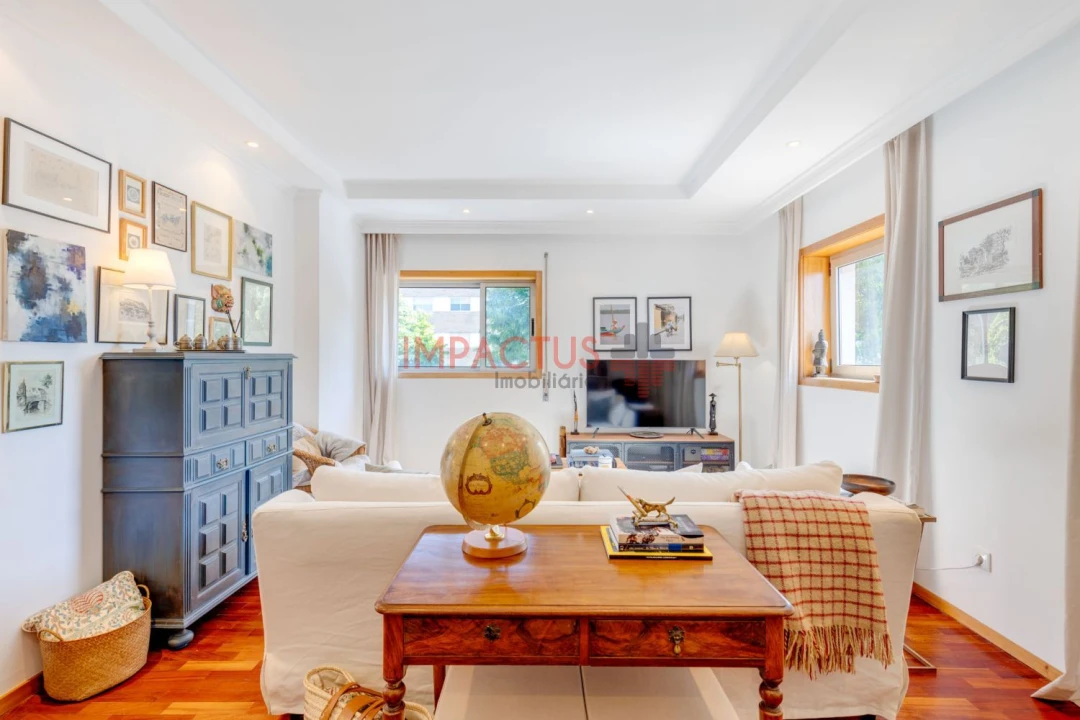 Apartamento T1 para Venda em Castêlo da Maia Foto 3