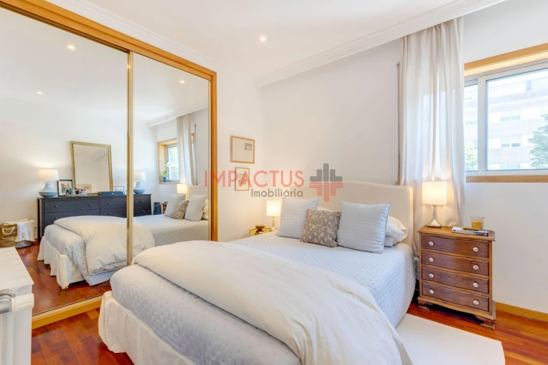 Apartamento T1 para Venda em Castêlo da Maia Foto 16