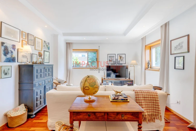 Apartamento T1 para Venda em Castêlo da Maia Foto 3