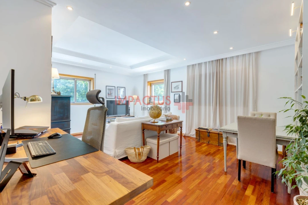 Apartamento T1 para Venda em Castêlo da Maia Foto 1