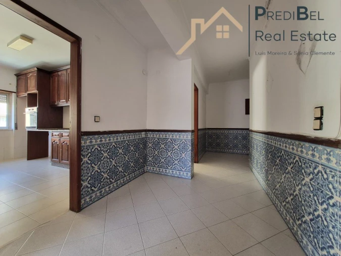 Apartamento T2 para Venda em Rio de Mouro Foto 7