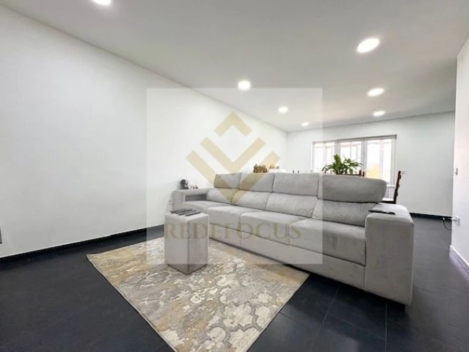 Apartamento T3 para Venda em Mozelos Foto 3