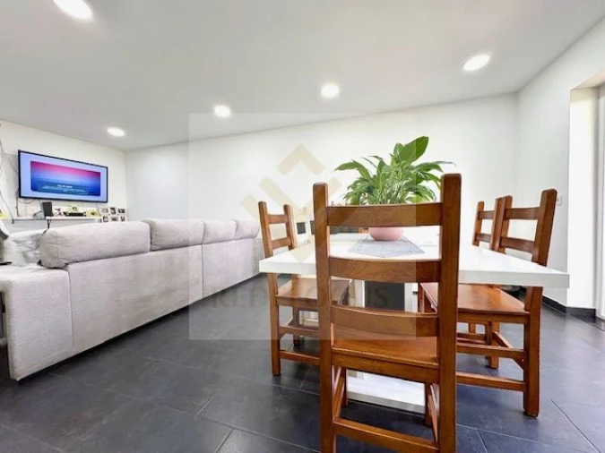 Apartamento T3 para Venda em Mozelos Foto 6