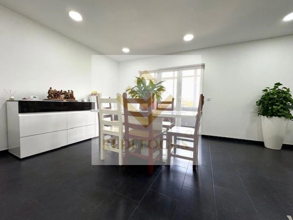 Apartamento T3 para Venda em Mozelos Foto 5