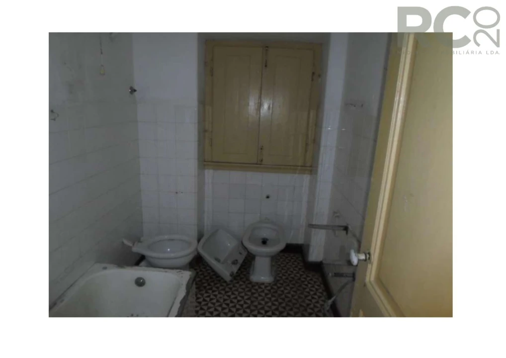 Quinta T0 para Venda em Mafra Foto 8