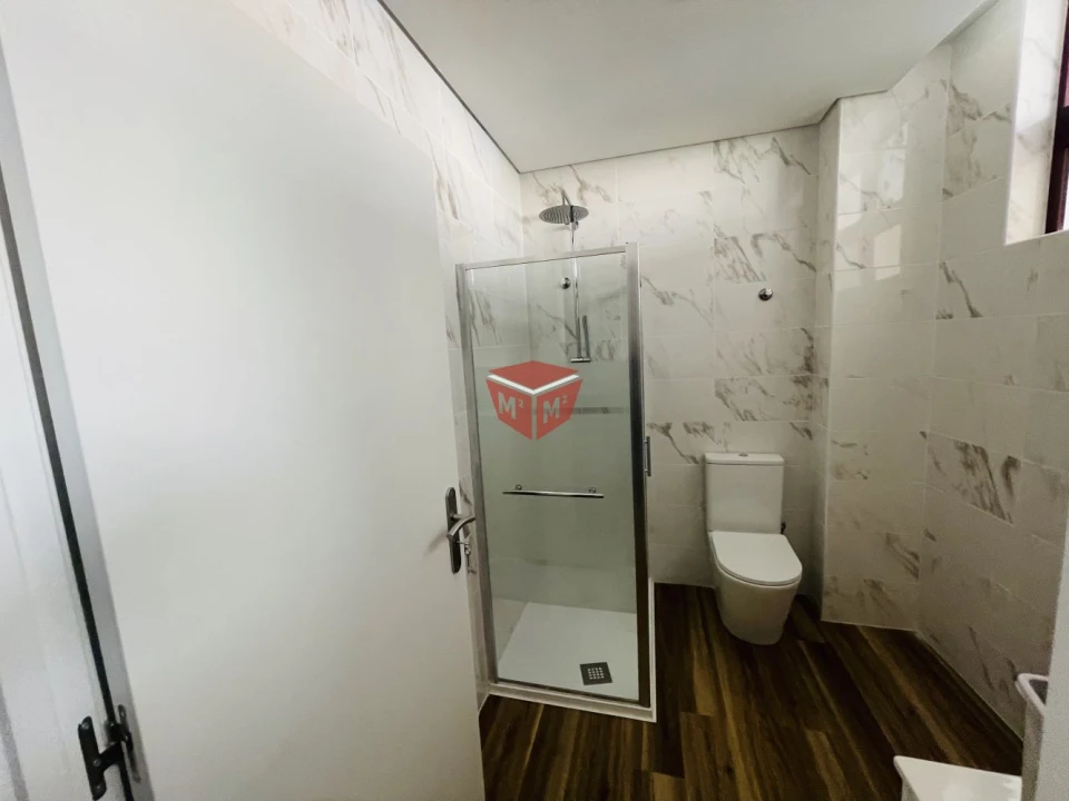 Apartamento T2 para Venda em São Vitor (Braga) Foto 17