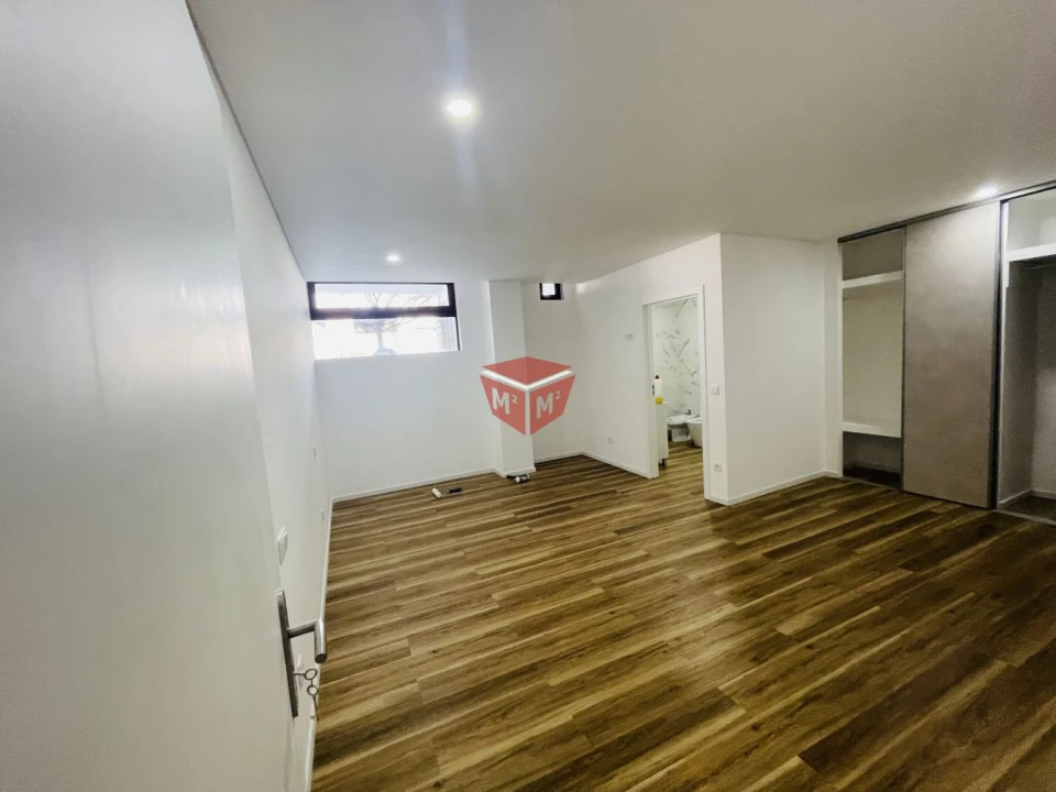 Apartamento T2 para Venda em São Vitor (Braga) Foto 12