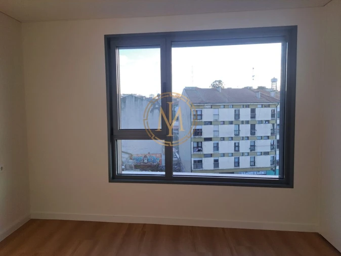 Apartamento T2 para Venda em Paranhos Foto 8