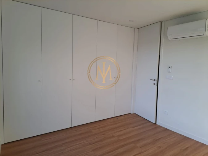 Apartamento T2 para Venda em Paranhos Foto 11