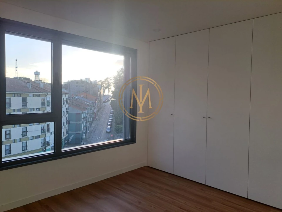Apartamento T2 para Venda em Paranhos Foto 9