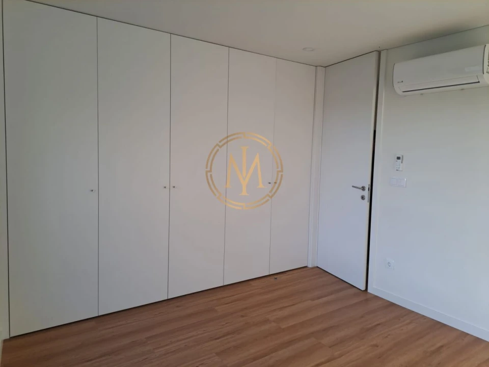 Apartamento T2 para Venda em Paranhos Foto 11