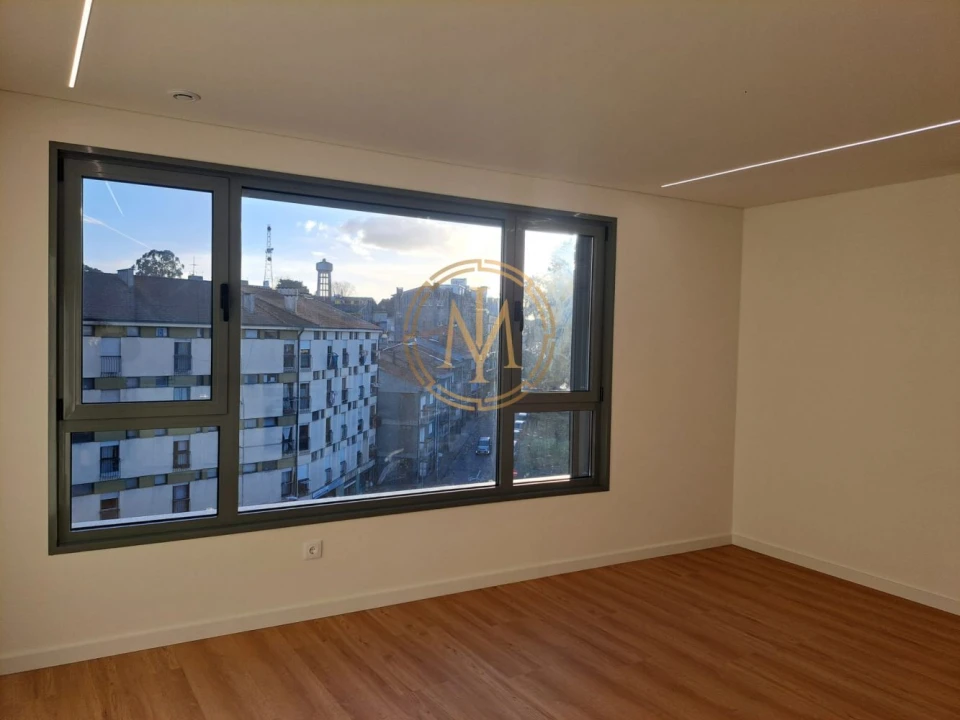 Apartamento T2 para Venda em Paranhos Foto 4