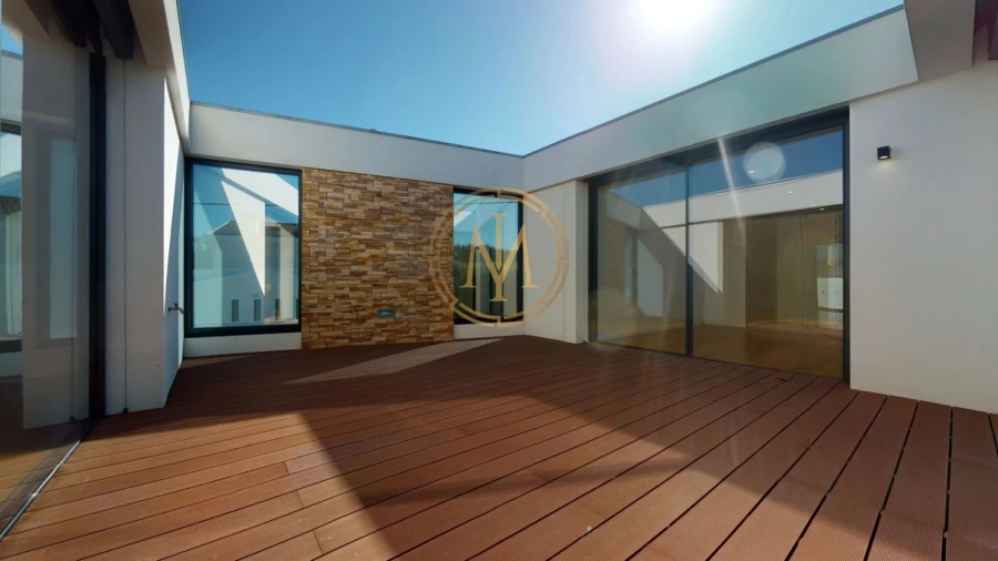 Moradia T2 para Venda em Madalena Foto 3