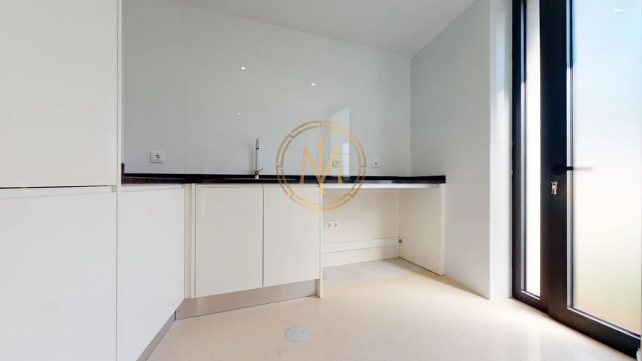 Moradia T2 para Venda em Madalena Foto 11