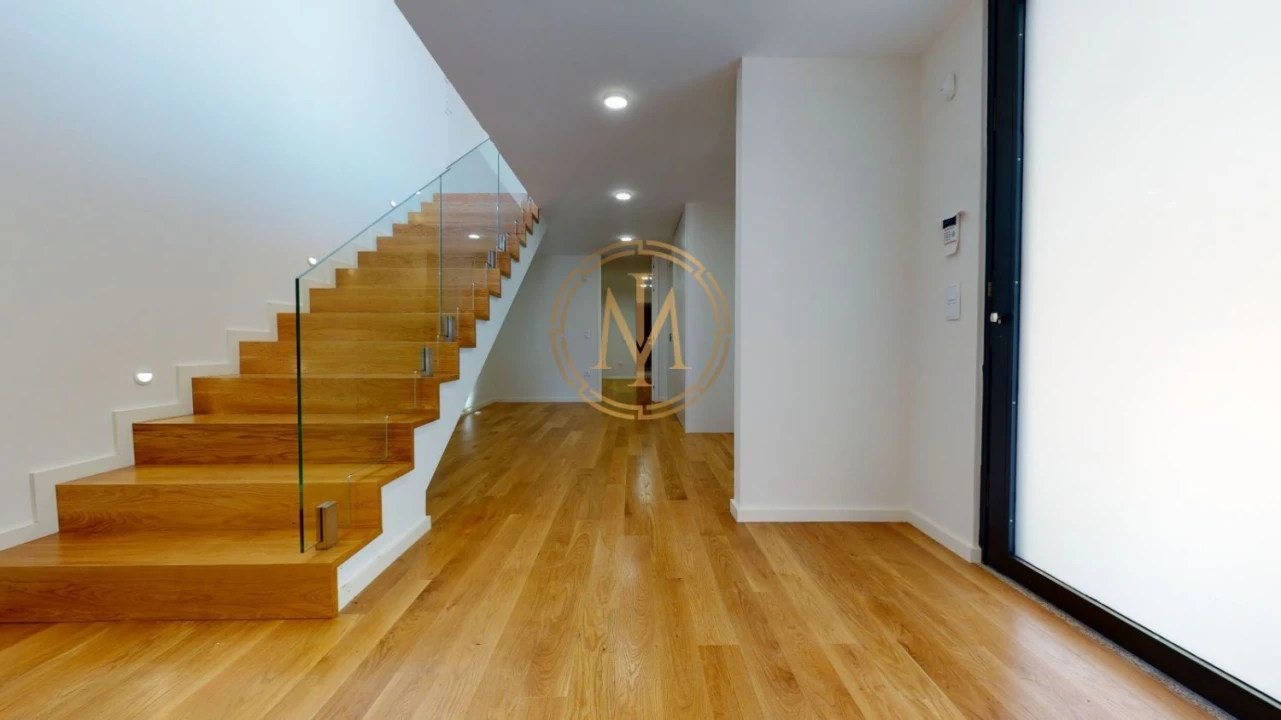 Moradia T2 para Venda em Madalena Foto 21