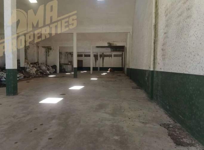 Loja para Venda em Azinhaga Foto 9