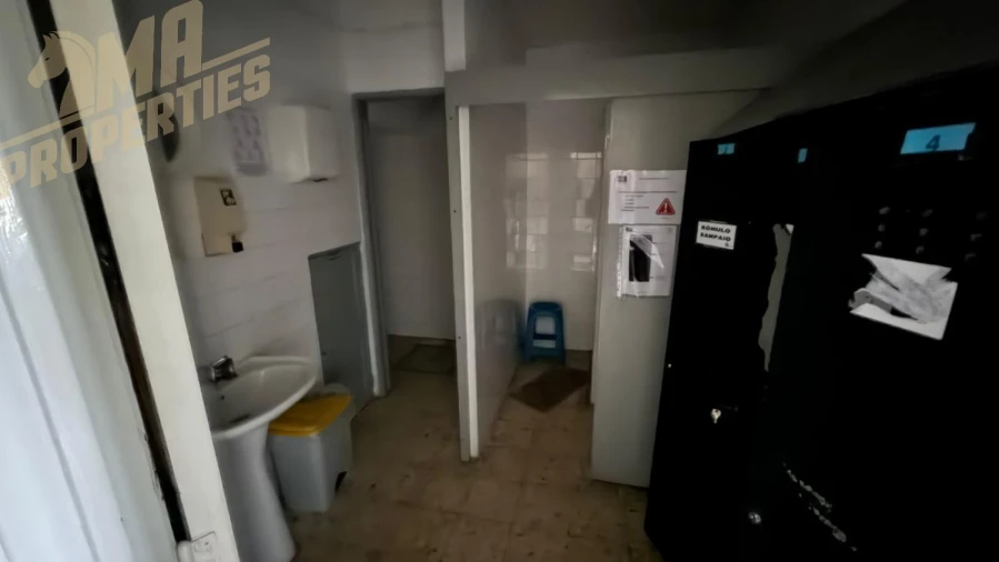 Loja para Arrendamento em Peniche Foto 18
