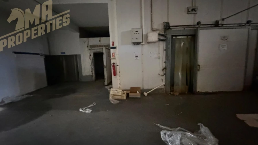 Loja para Arrendamento em Peniche Foto 9