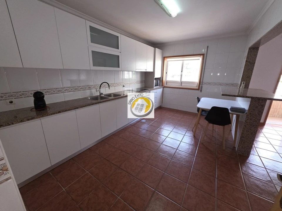 Apartamento T2 para Venda em Lobão, Gião, Louredo e Guisande Foto 1