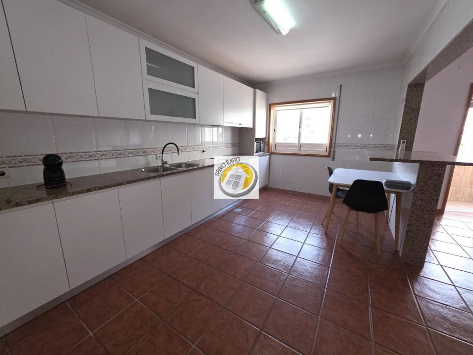 Apartamento T2 para Venda em Lobão, Gião, Louredo e Guisande Foto 2