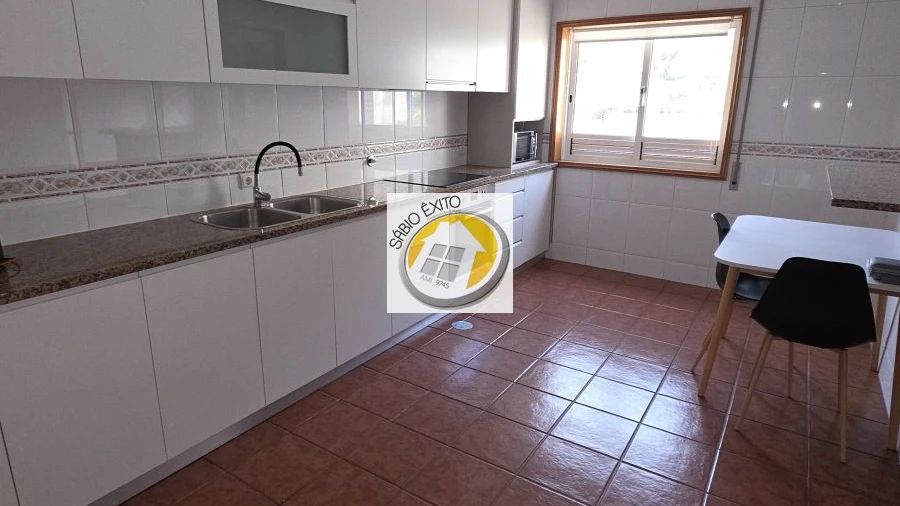 Apartamento T2 para Venda em Lobão, Gião, Louredo e Guisande