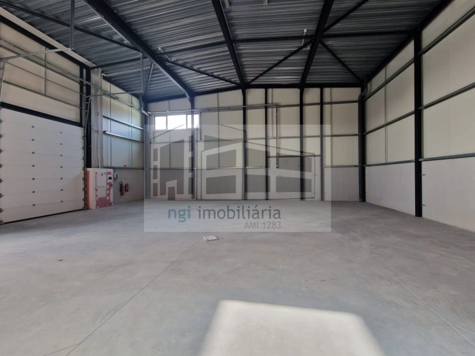 Loja para Arrendamento em Alverca do Ribatejo e Sobralinho Foto 14