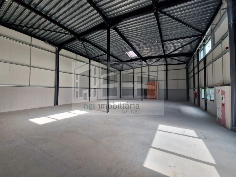 Loja para Arrendamento em Alverca do Ribatejo e Sobralinho Foto 13