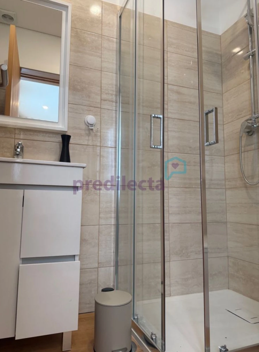 Moradia T7 para Arrendamento em Paranhos Foto 6