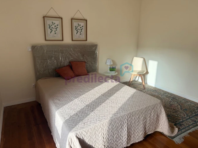 Moradia T7 para Arrendamento em Paranhos Foto 21