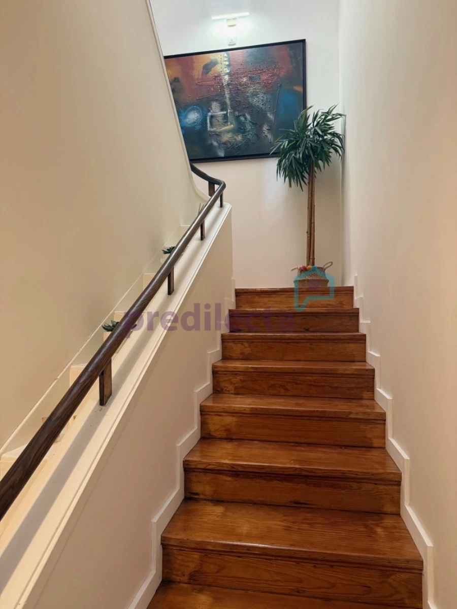 Moradia T7 para Arrendamento em Paranhos Foto 13