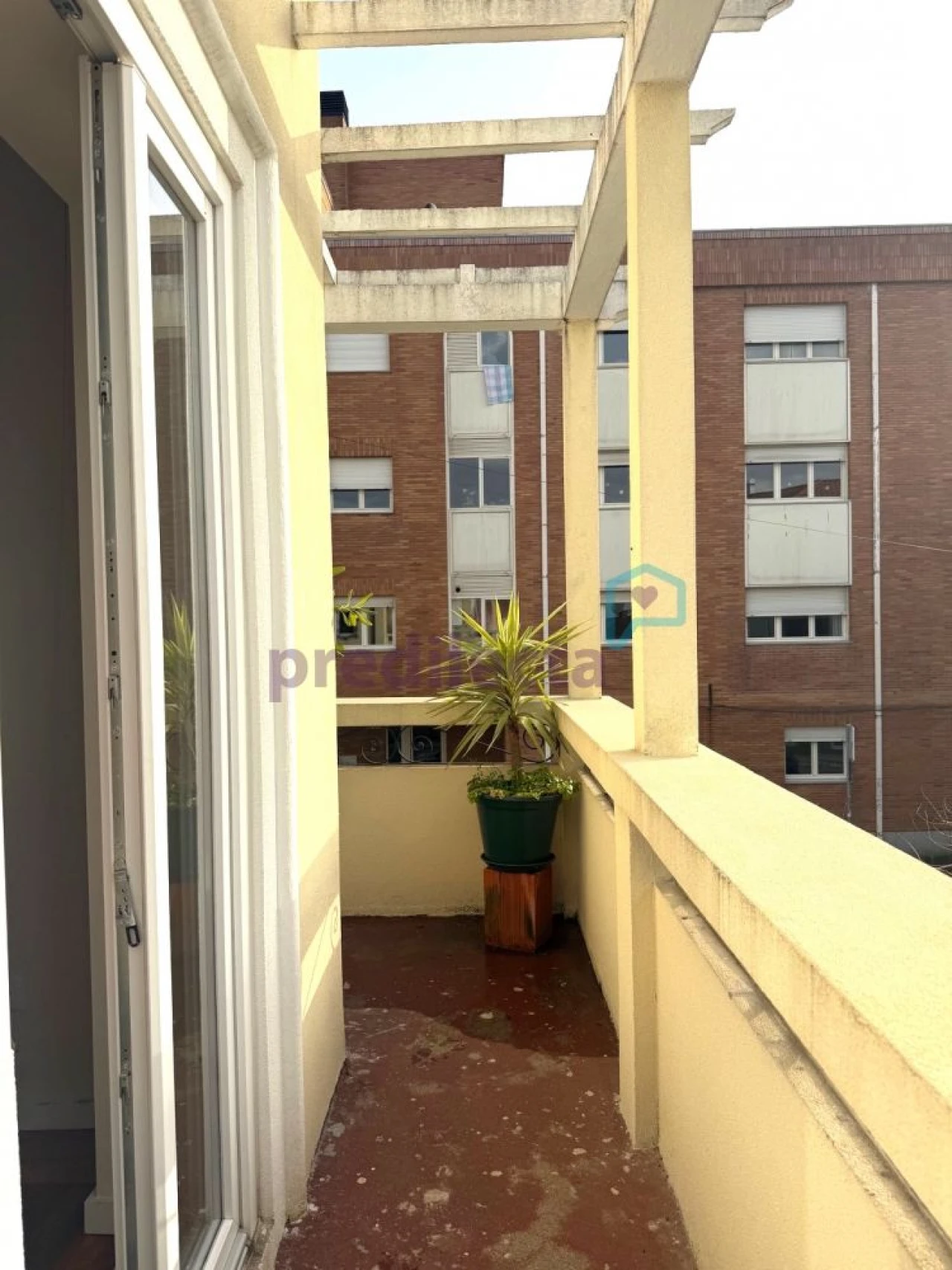 Moradia T7 para Arrendamento em Paranhos Foto 31