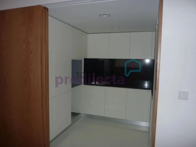 Apartamento T1 para Arrendamento em Cedofeita, Santo Ildefonso, Sé, Miragaia, São Nicolau e Vitória Foto 5