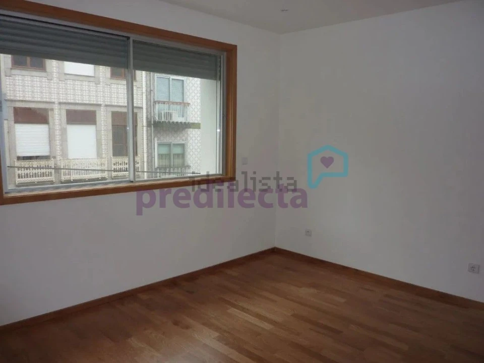 Apartamento T1 para Arrendamento em Cedofeita, Santo Ildefonso, Sé, Miragaia, São Nicolau e Vitória Foto 4