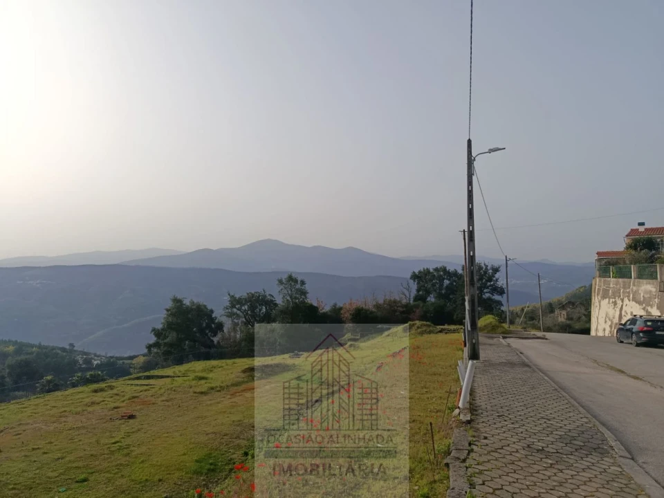 Terreno para Venda em Oliveira do Hospital e São Paio de Gramaços Foto 2