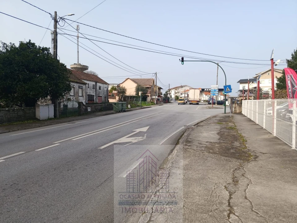 Loja para Arrendamento em Oliveira do Hospital e São Paio de Gramaços Foto 6