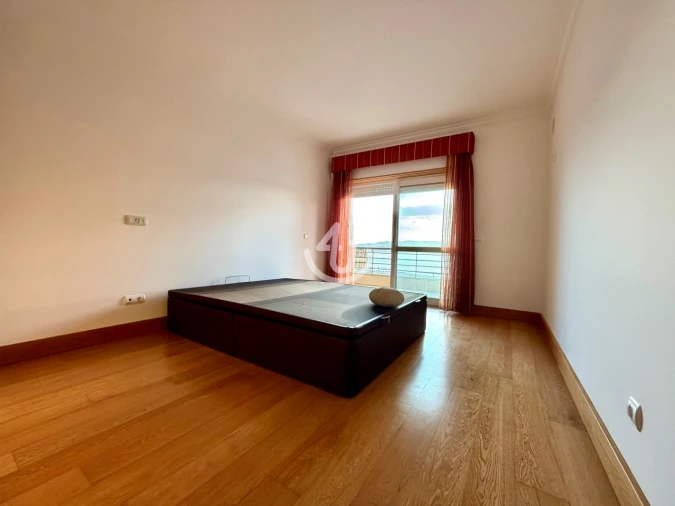 Apartamento T3 para Venda em São Martinho do Porto Foto 29