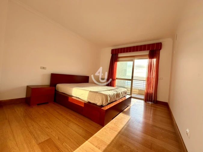 Apartamento T3 para Venda em São Martinho do Porto Foto 32