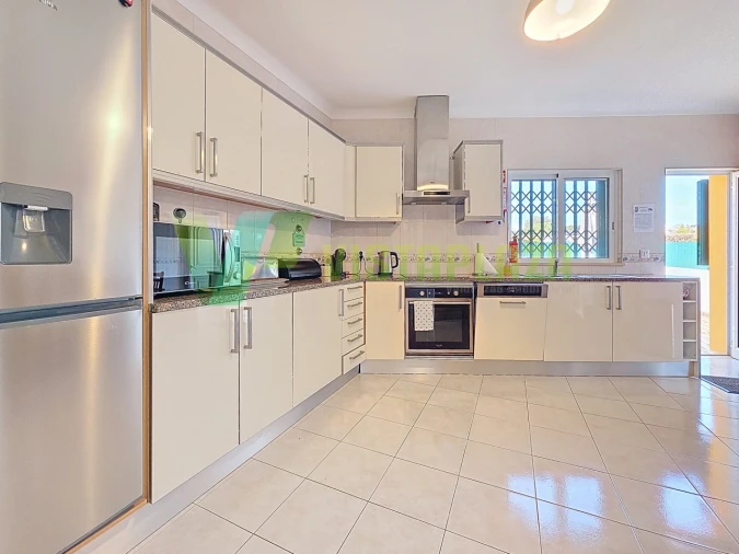 Moradia T3 para Venda em Lagoa e Carvoeiro Foto 6