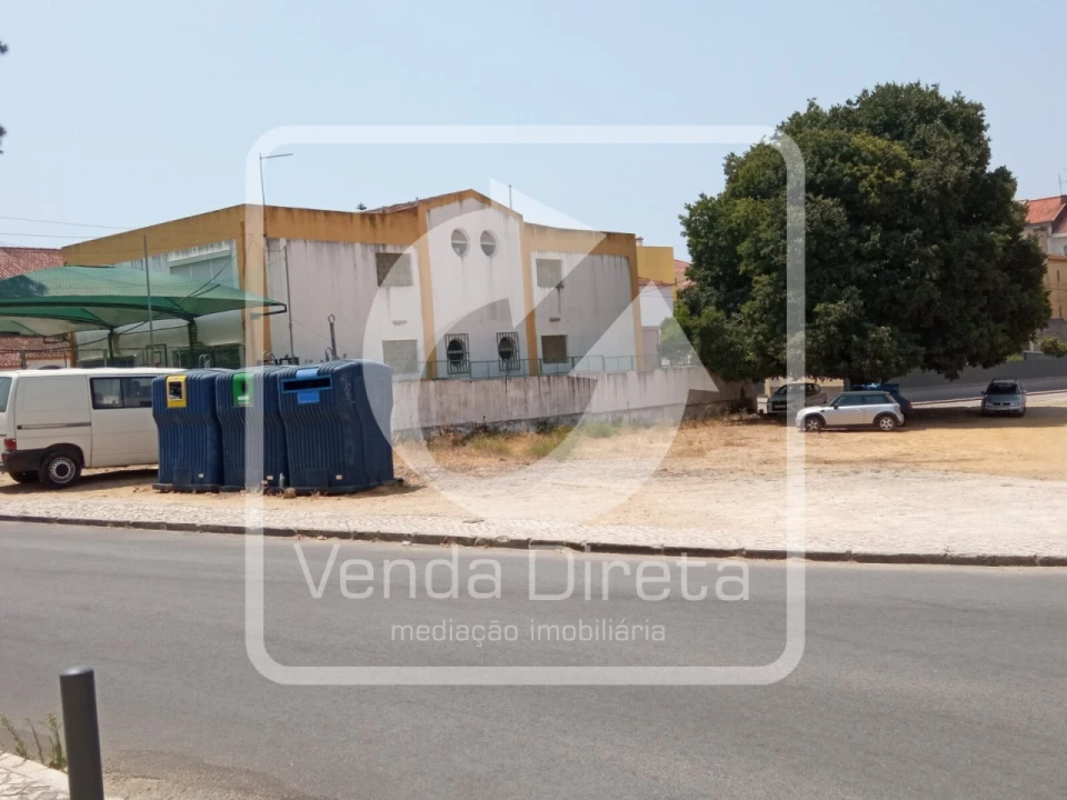 Terreno para Venda em Setubal (São Sebastião) Foto 3