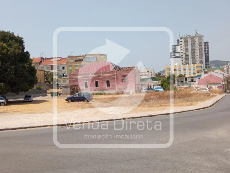 Terreno para Venda em Setubal (São Sebastião) Foto 6
