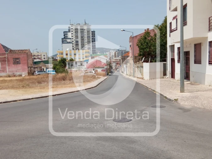 Terreno para Venda em Setubal (São Sebastião) Foto 4
