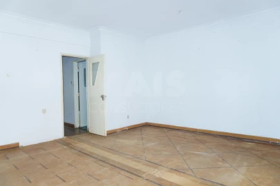 Apartamento T5 para Venda em Estrela