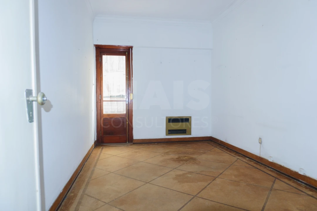 Apartamento T5 para Venda em Estrela Foto 7