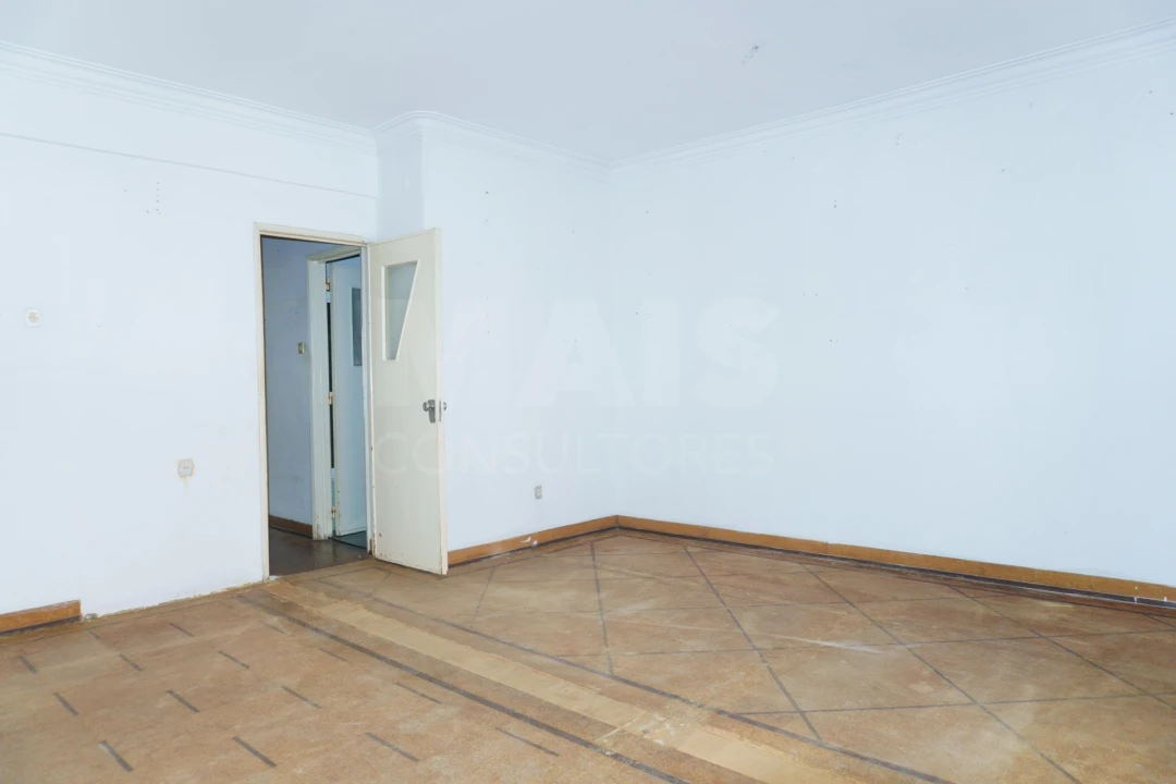 Apartamento T5 para Venda em Estrela Foto 11