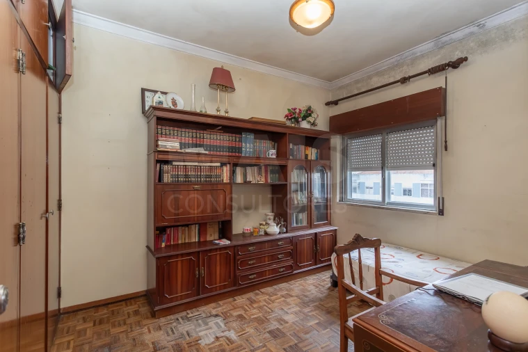 Apartamento T3 para Venda em Massamá e Monte Abraão Foto 11