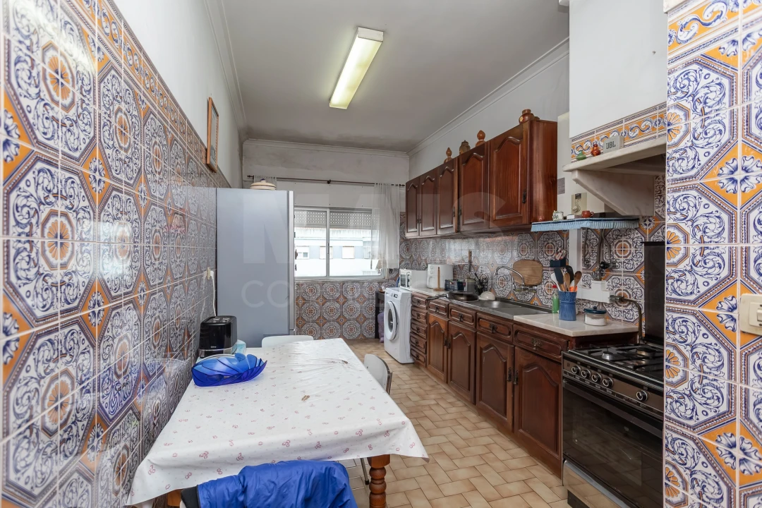 Apartamento T3 para Venda em Massamá e Monte Abraão Foto 9