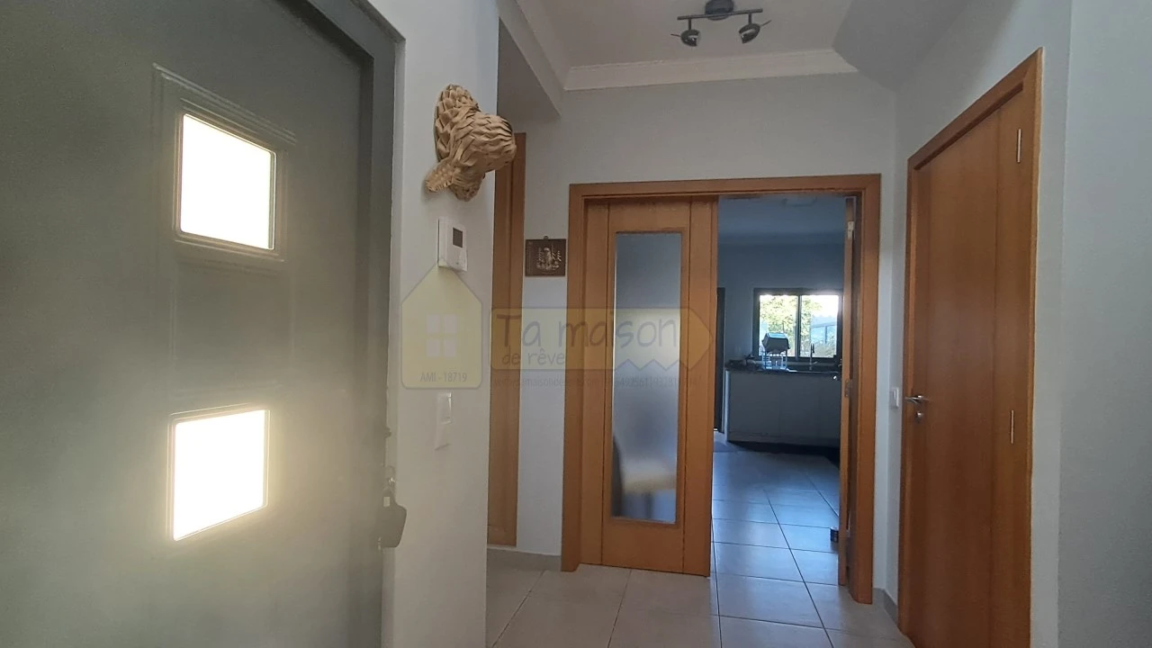 Moradia T3 para Venda em Salir Foto 4