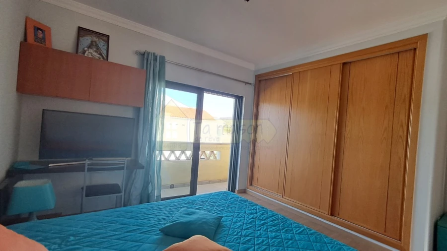 Moradia T3 para Venda em Salir Foto 26