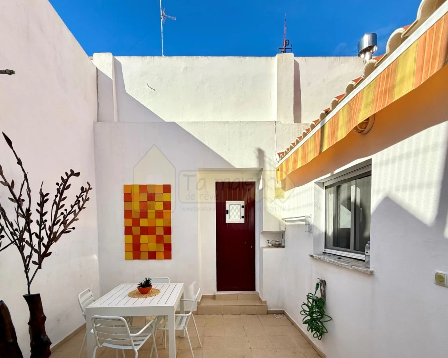 Moradia T2 para Venda em Vila Real de Santo Antonio Foto 1